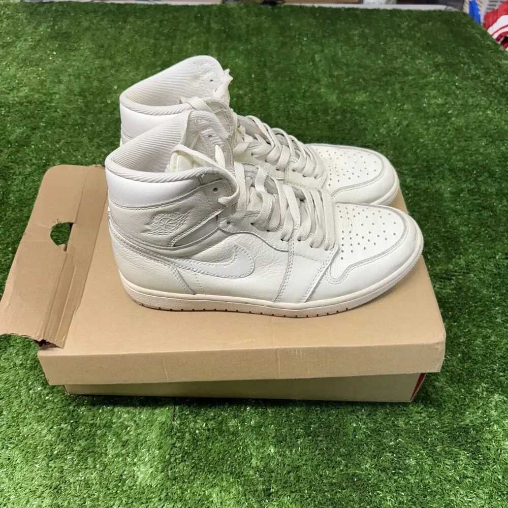 Air Jordan 1 Retro OG High Sail Mens Size 7.5 Sneakers High Tops 555088-114